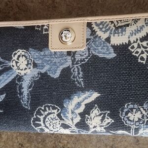 Spartina 449 Blue and Cream Floral Wallet